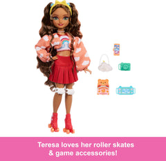 Barbie Dream Besties Teresa in cloud-inspired fashions for imaginative dress-up moments