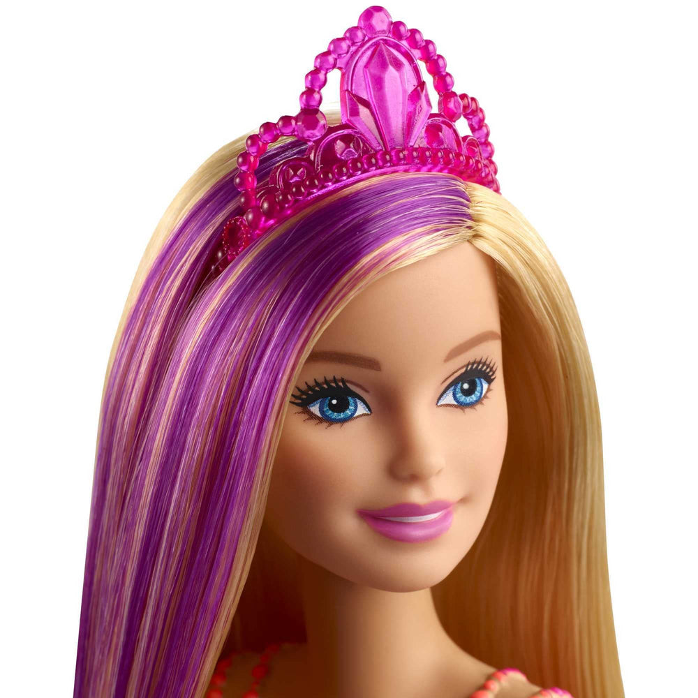 Barbie Dreamtopia detailed face design supports expressive pretend play.
