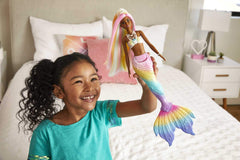 Barbie Dreamtopia rainbow tail color-change effect after warm water
