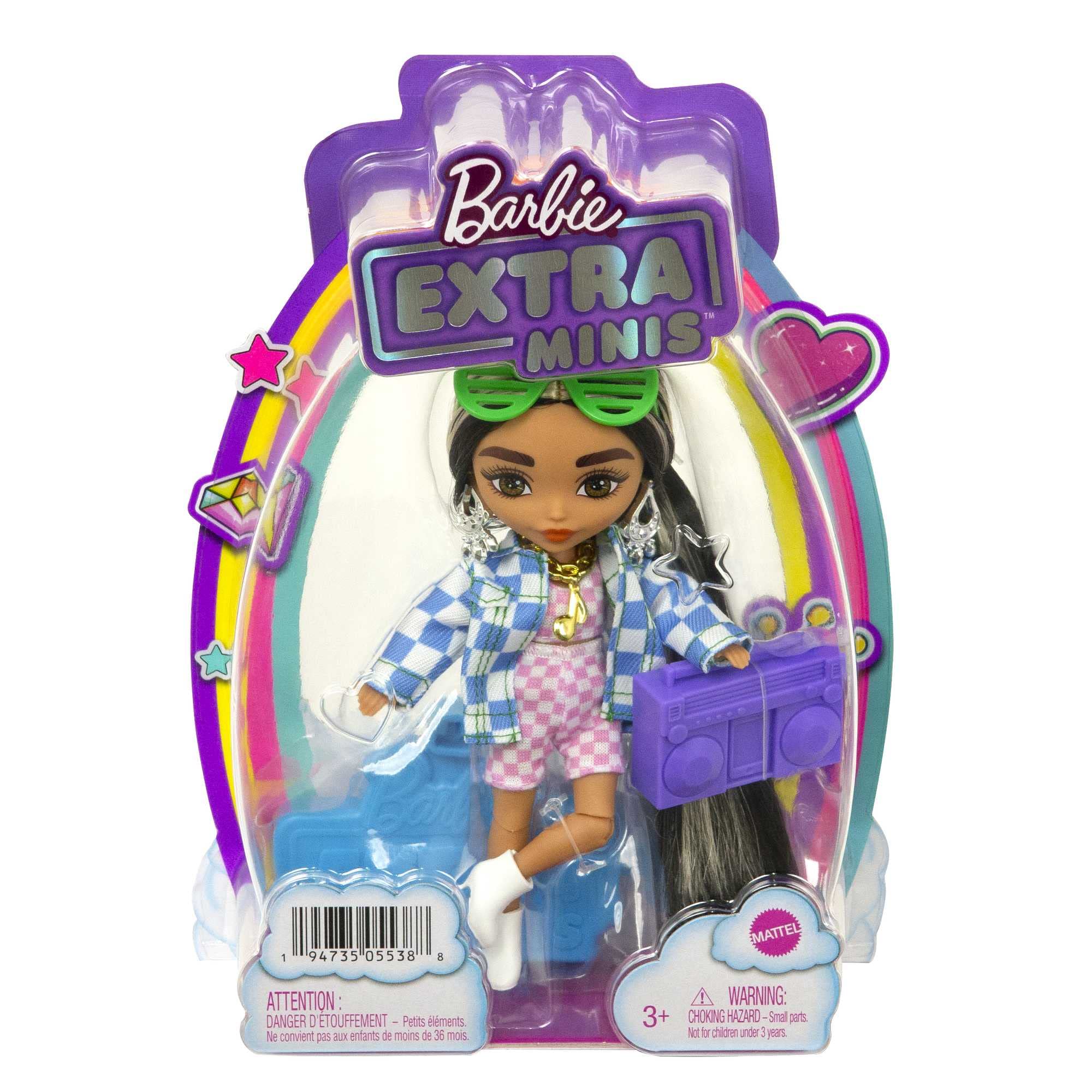 Barbie Extra Minis poseable elbows and knees enable dynamic poses.