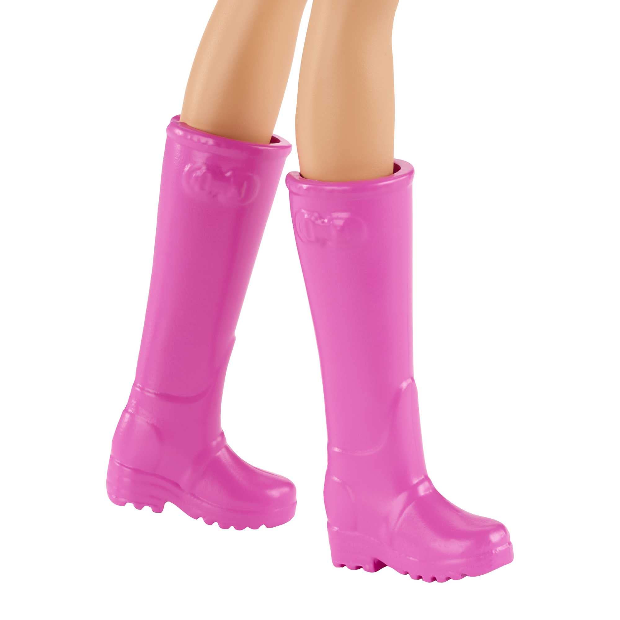 Barbie scale dial weighs produce during playtime