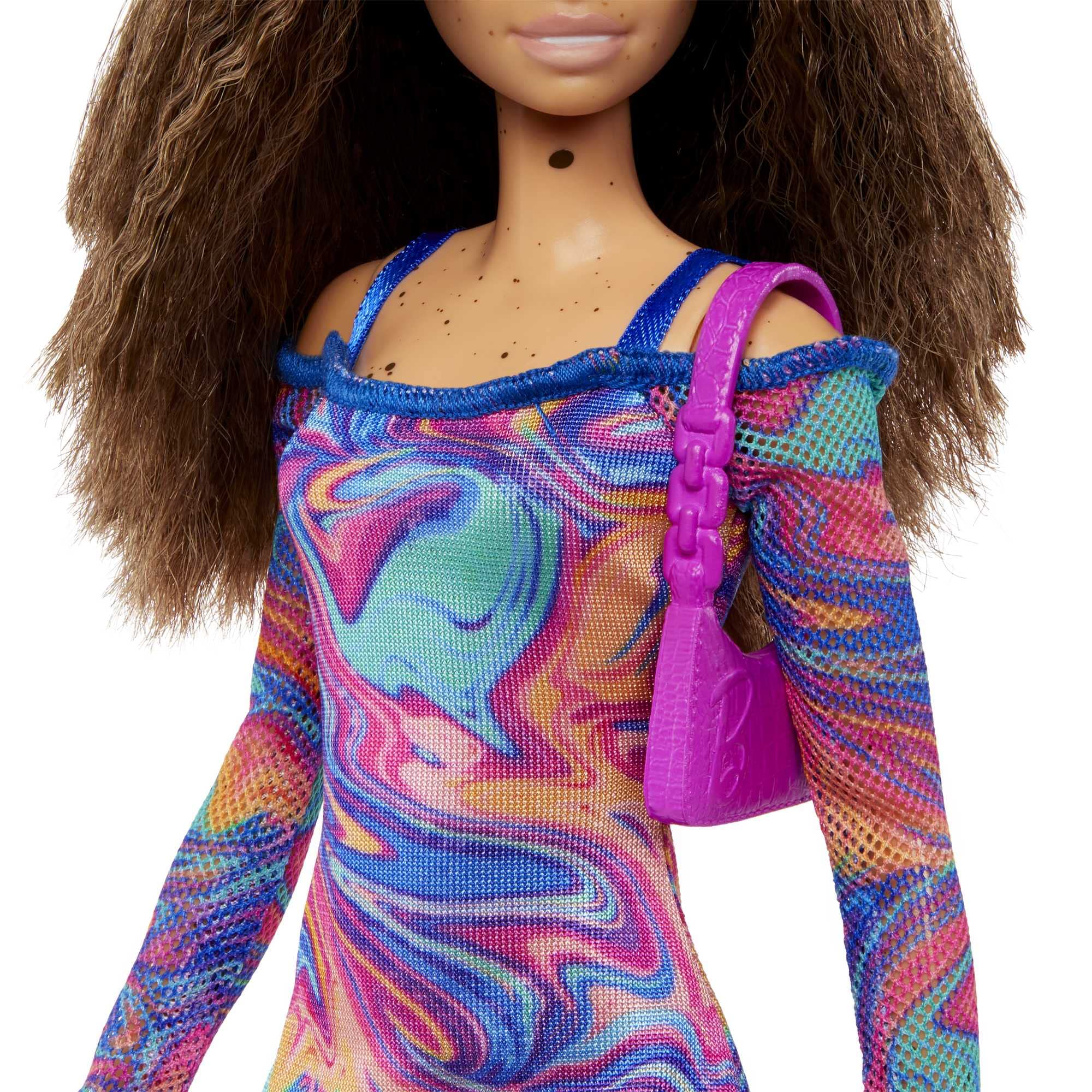 Barbie Fashionistas 206 purple shoulder bag perfect for accessory-led play.