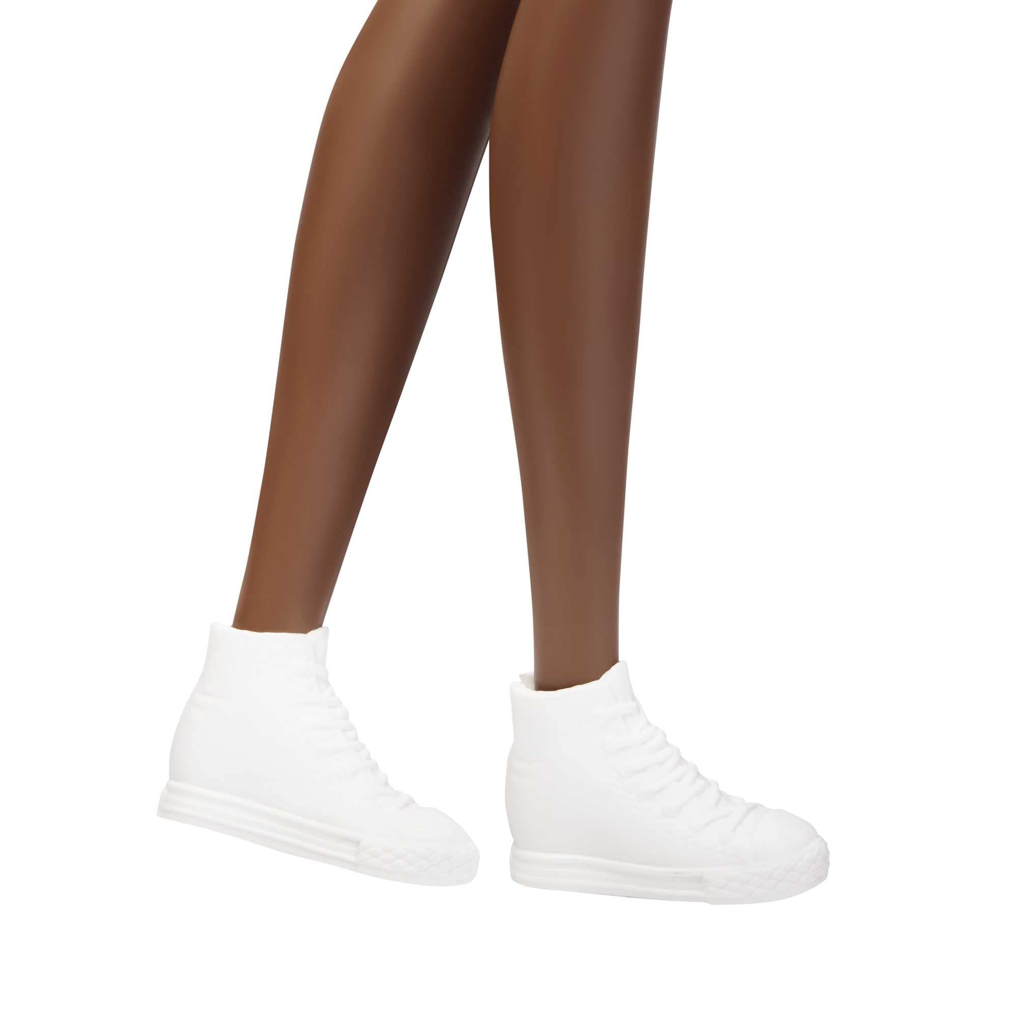 Diverse Barbie Fashionistas line showcasing varied looks and body types.