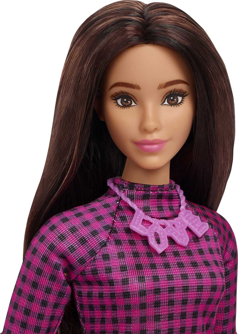 Barbie Fashionistas #188 with pink love necklace, adds a bold accessory for storytelling.