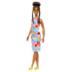 Barbie Fashionistas #210 golden circle sunglasses add glamorous flair to any outfit.