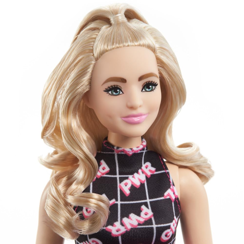 Barbie Fashionistas #202: pink fanny pack adds portable storage for on-the-go play.