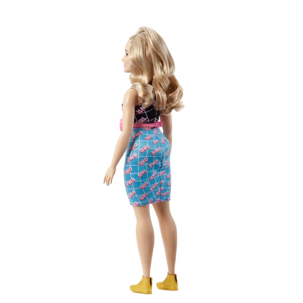 Barbie Fashionistas #202: reusable vinyl bag with zipper for easy storage.