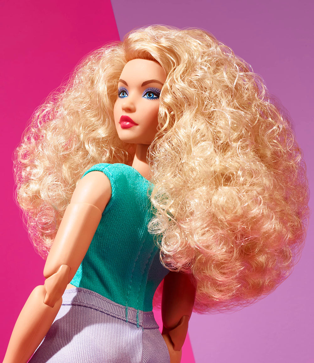 Barbie Looks posable curvy body enables dynamic posing and storytelling.