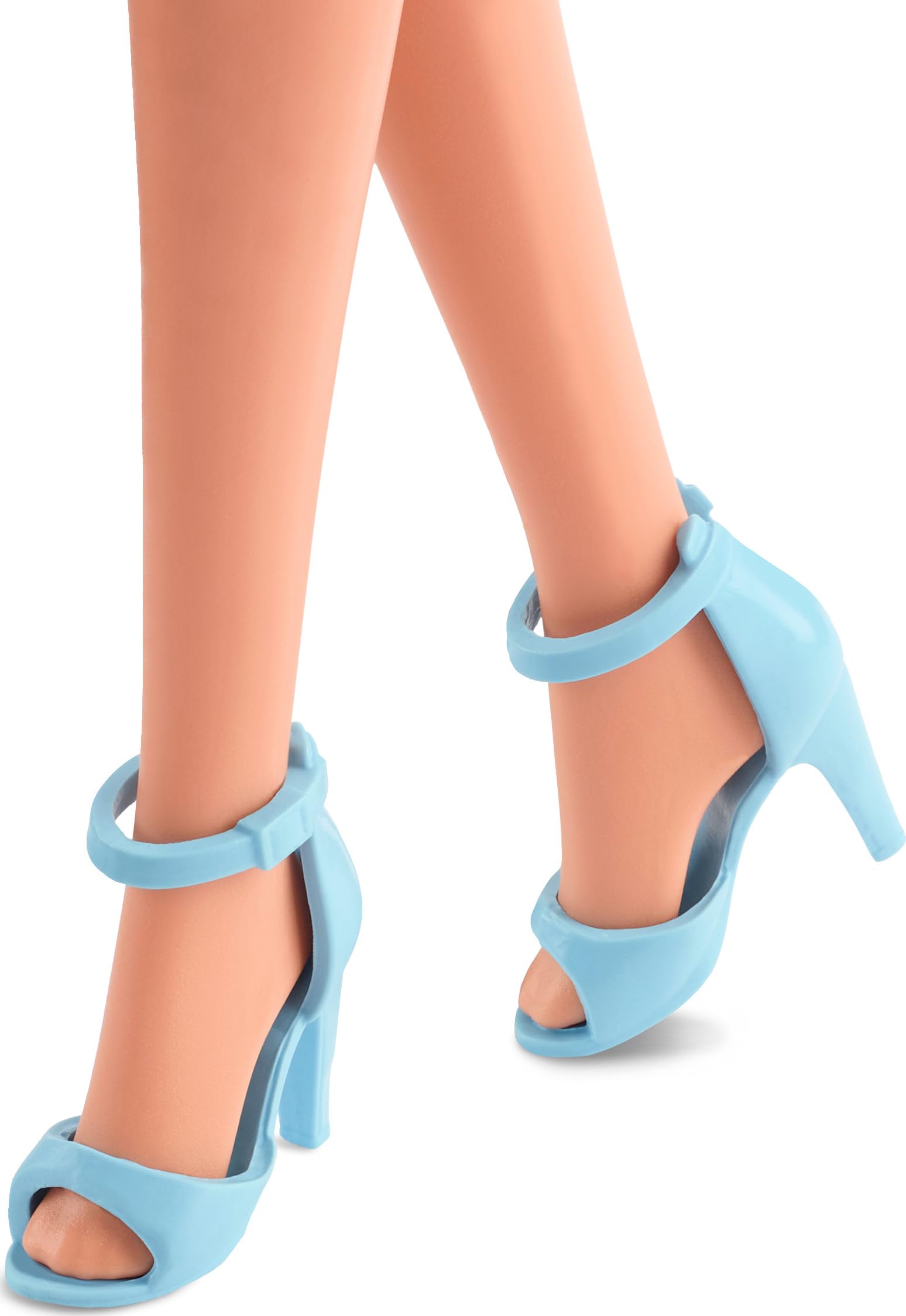 Barbie The Movie doll features wavy blonde hair and styling