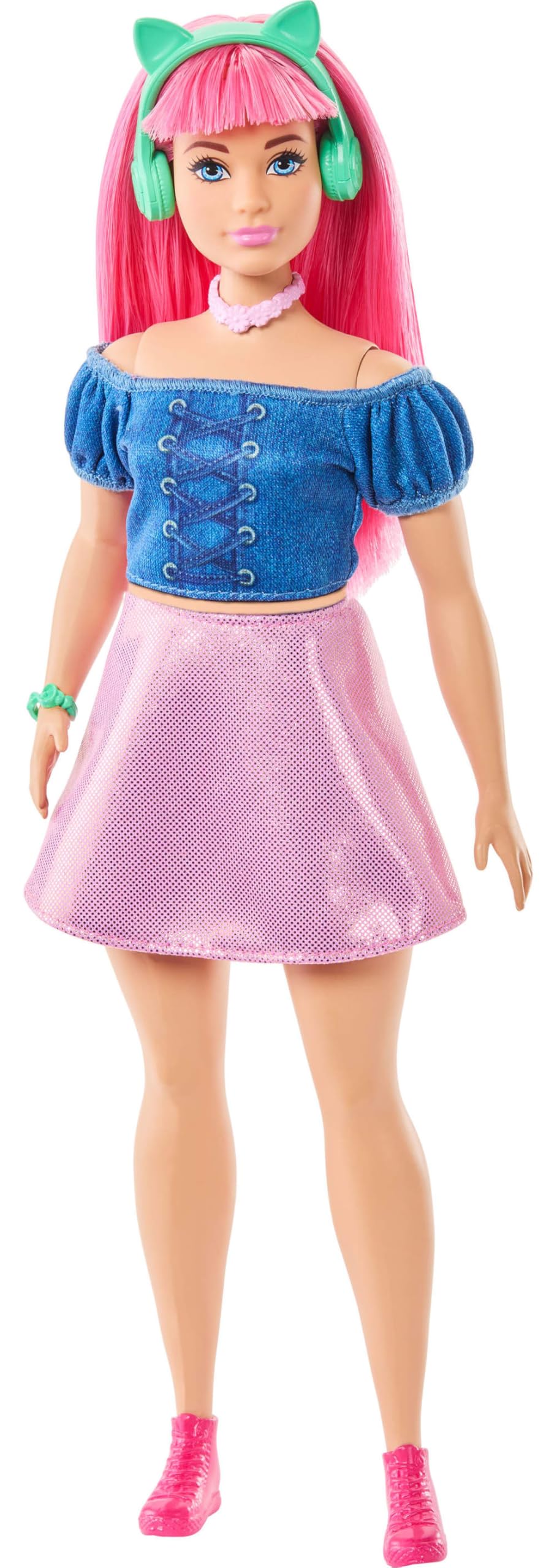 Barbie Mysteries Daisy doll in blue top supports scene recreation and role play.