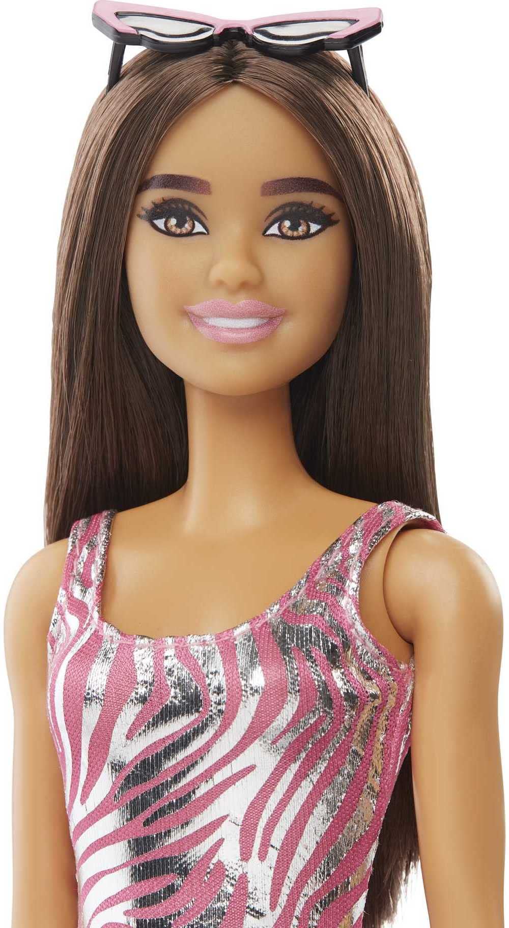 Barbie pet kitten adds playful storytelling to dress up
