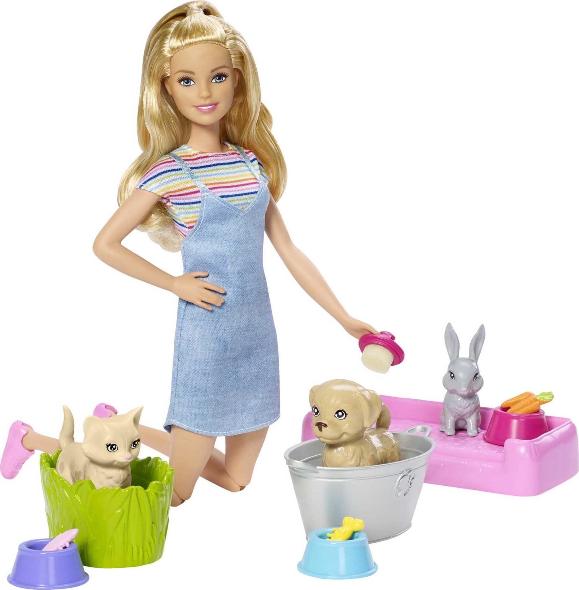 Barbie wash bucket enables warm water cleaning moments in role-play