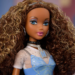 Barbie Signature Madison denim bag detail for coordinated accessorizing.