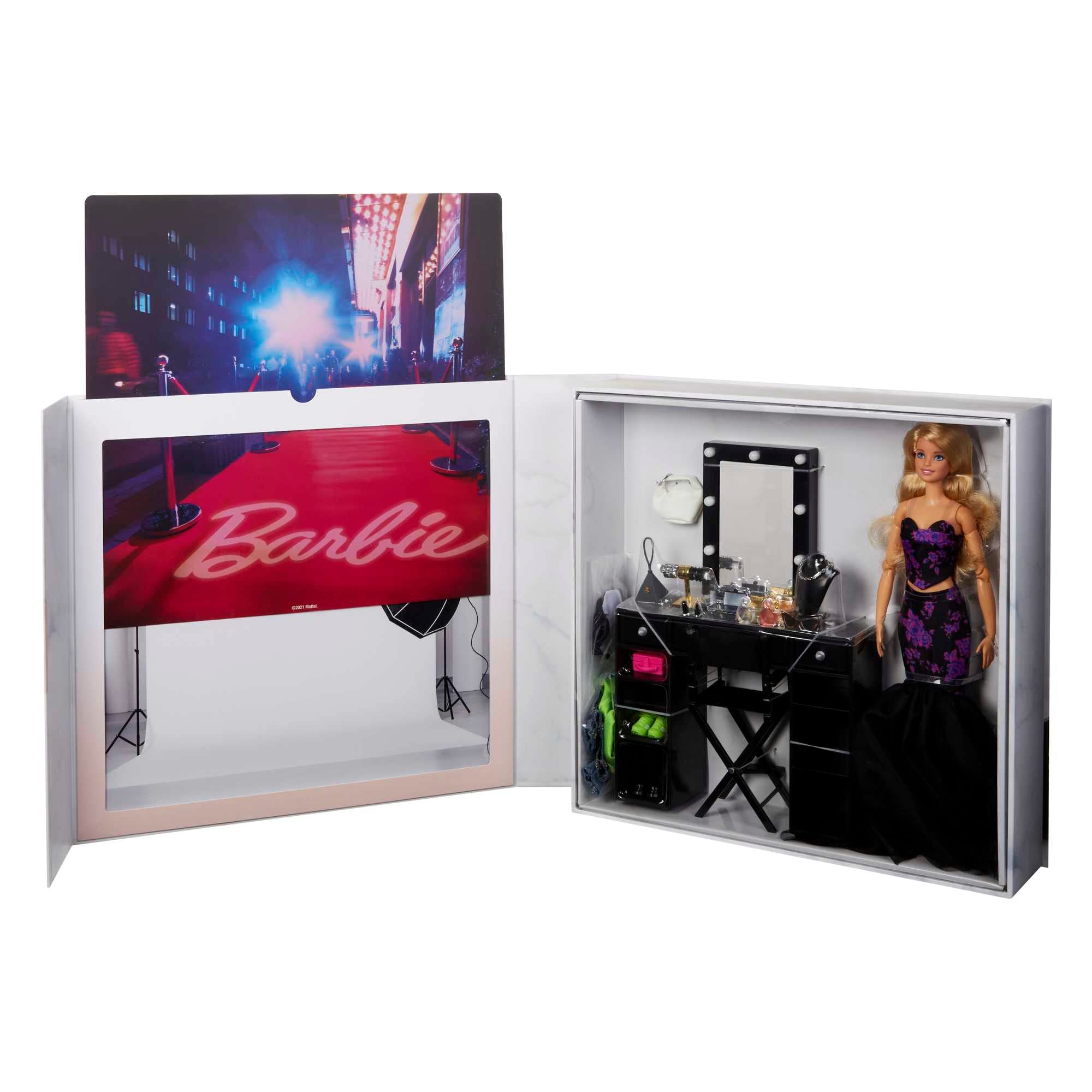 BarbieStyle backdrop inserts create quick themed photo ready setups