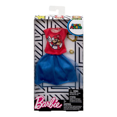 Barbie Super Mario fashion accessories: golden necklace and bangle add playful sparkle.