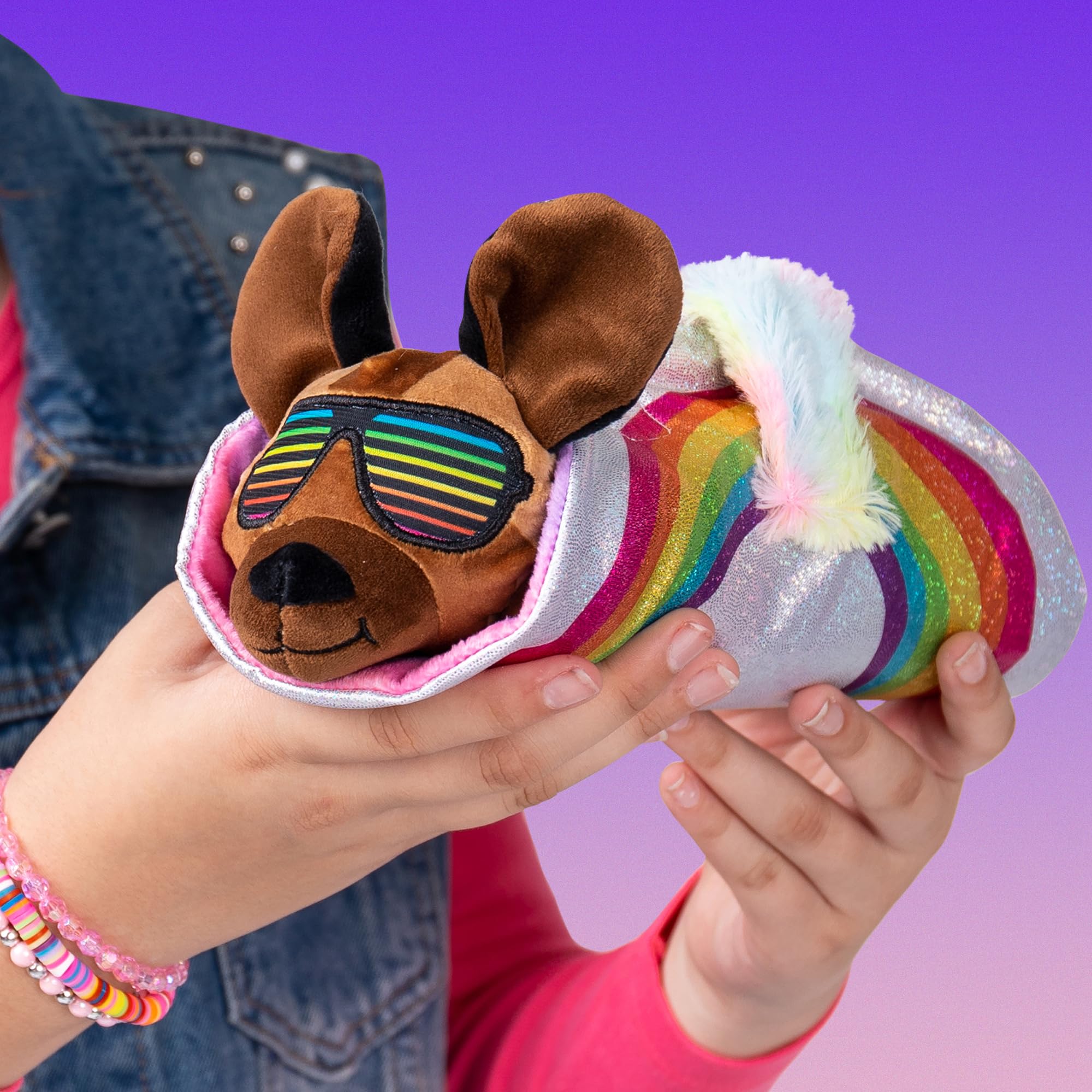 Basic Fun Fashion Puppyitos collector card included adds a keepsake for fans.
