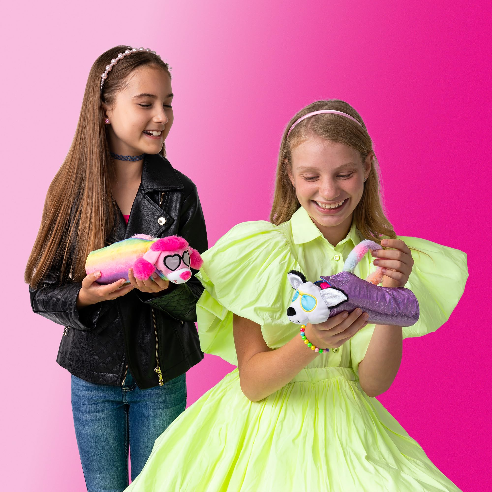 Basic Fun Fashion Puppyitos soft plush blanket emphasizes cozy, gift-ready presentation.