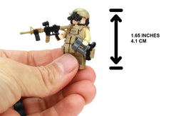 Battle Brick CCT figure showcasing two-colored M4 carbine for realistic gear.
