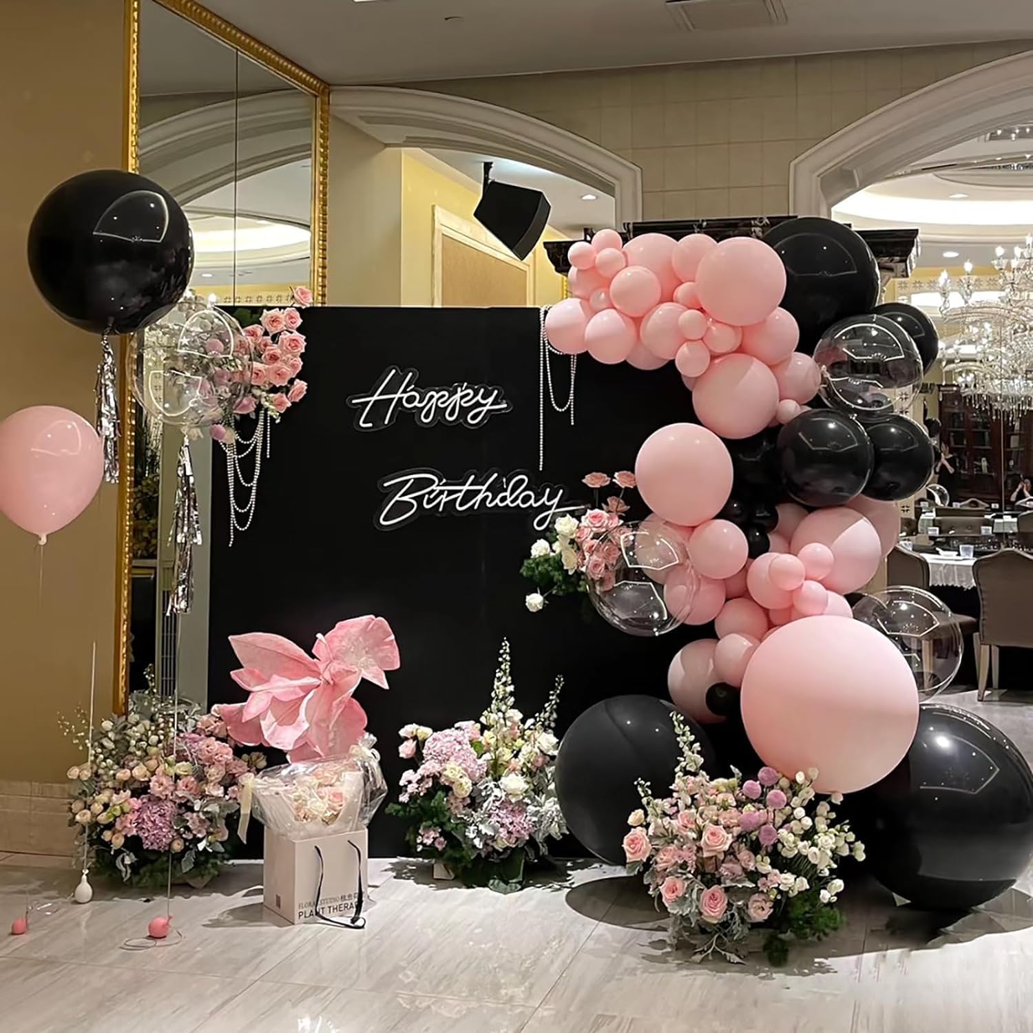 BAUANOOY birthday decor balloons offer vibrant color accents.