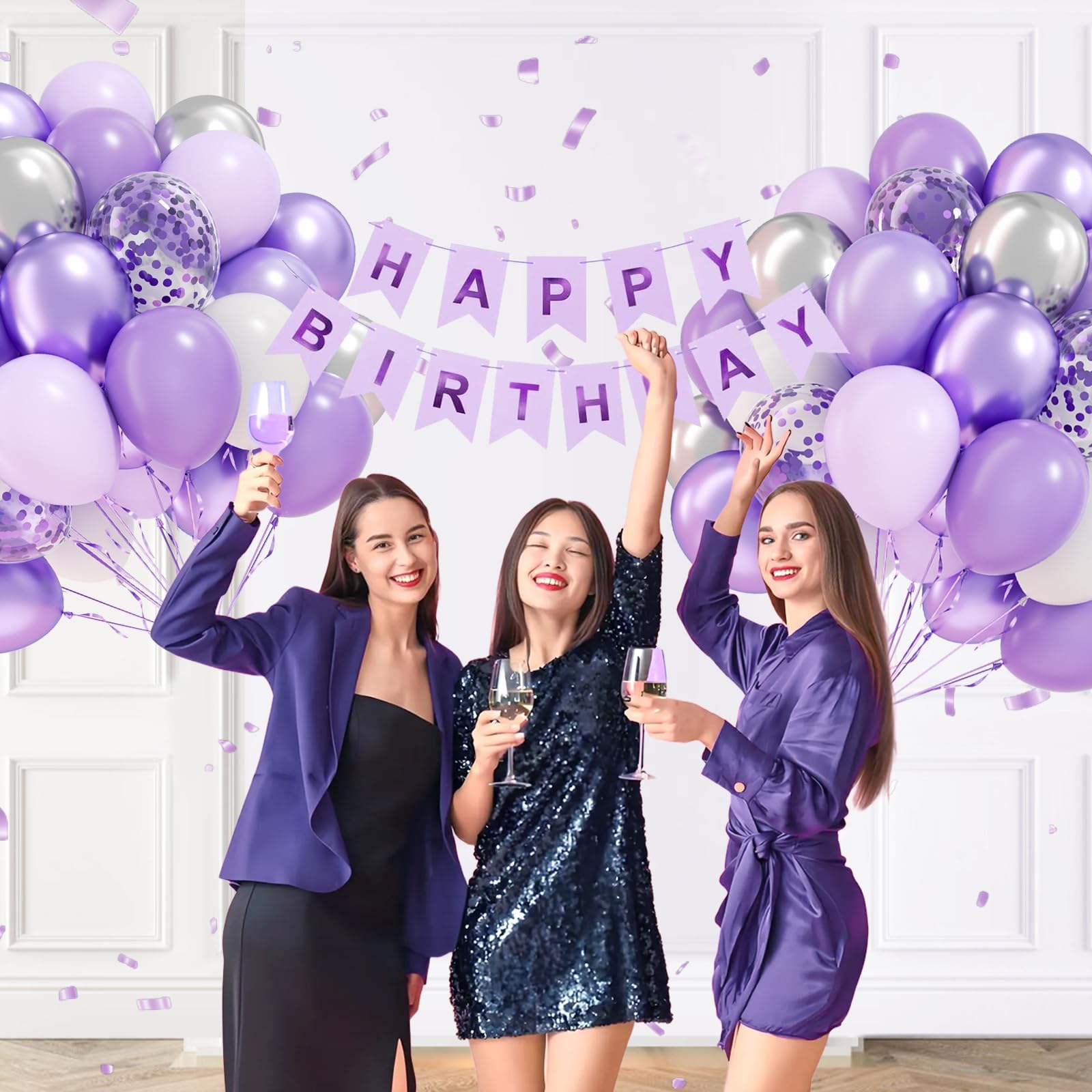 BAUANOOY white balloons provide clean backdrops and arches.