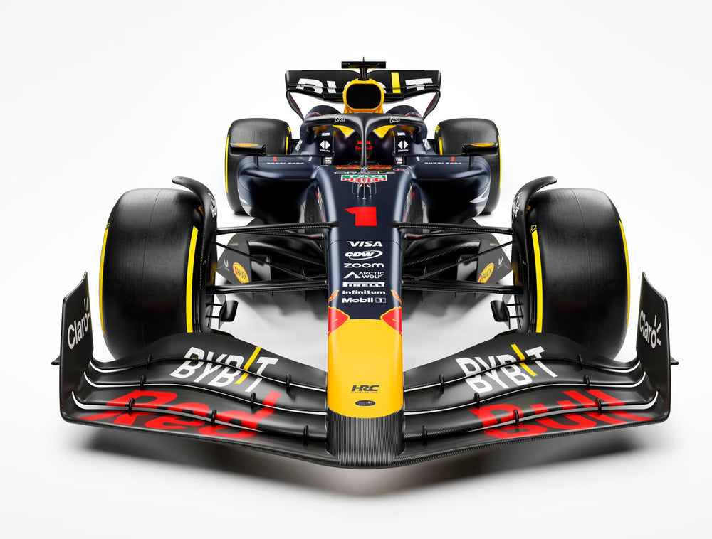 BBurago Red Bull RB20 F1 die-cast body with plastic parts for durability