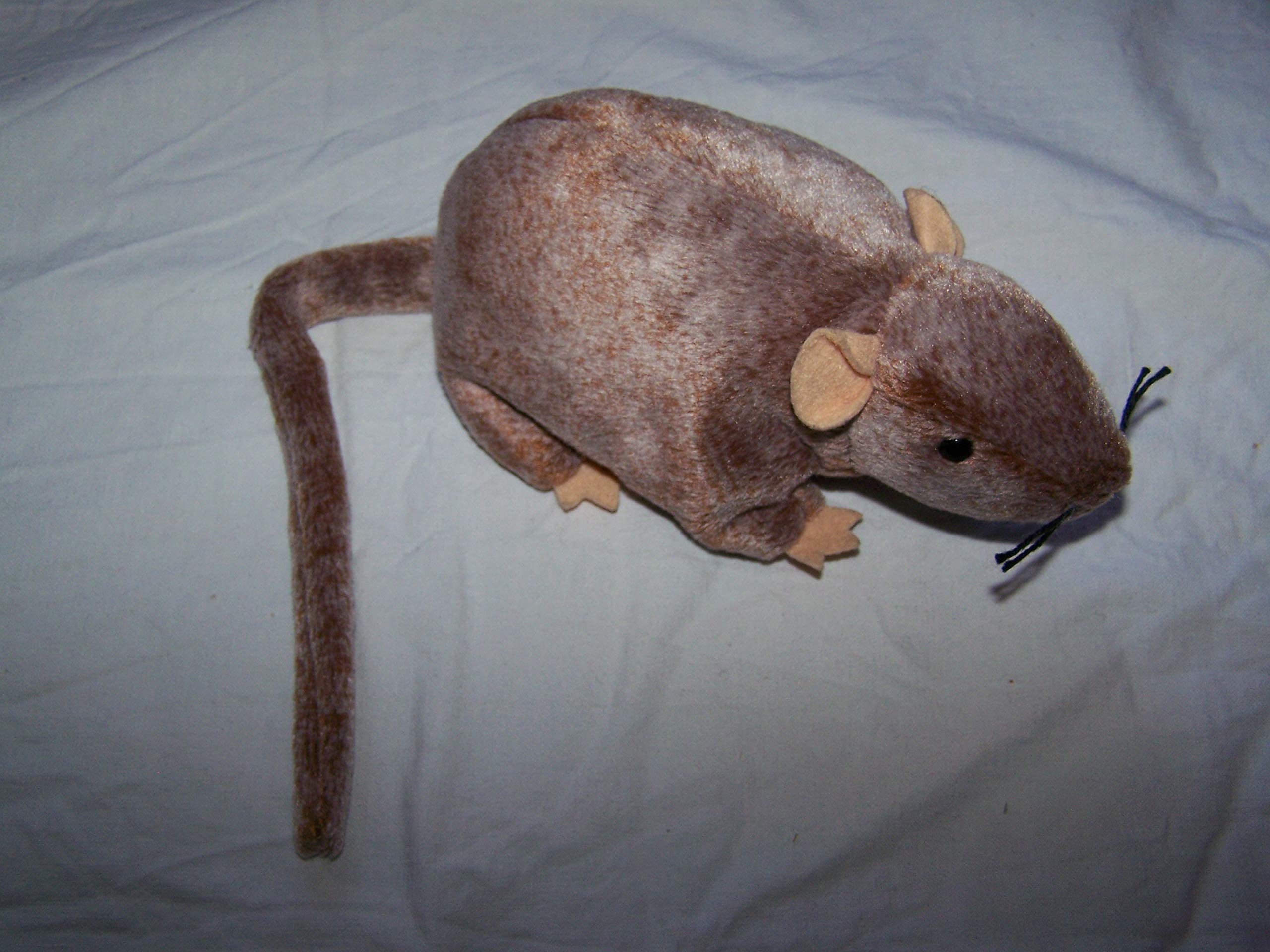Beanie Babies Tiptoe the Rat side view helps collectors assess silhouette and condition