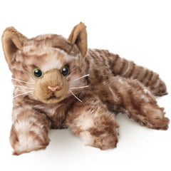 Bearington Louie 15-inch cat plush face close-up highlighting lifelike features.