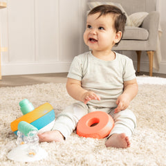 BEBÉ FUERTE Self-storing design keeps pieces together after play