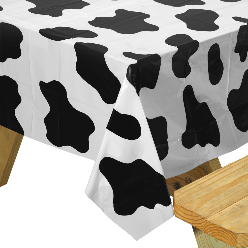 Bedwina waterproof table protector keeps tables clean during meals.