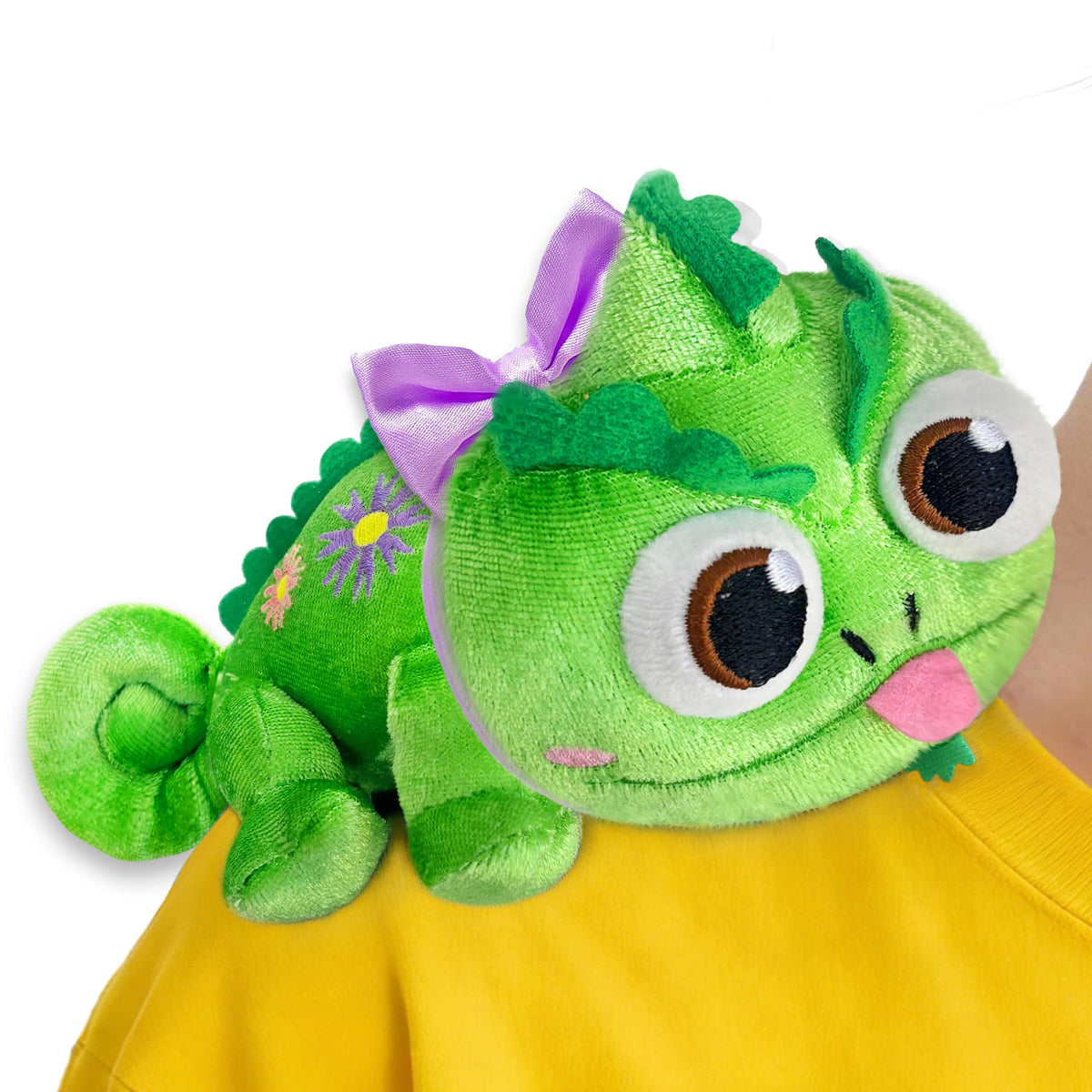 Beeadore chameleon shoulder plush package display for gifting and home decor.