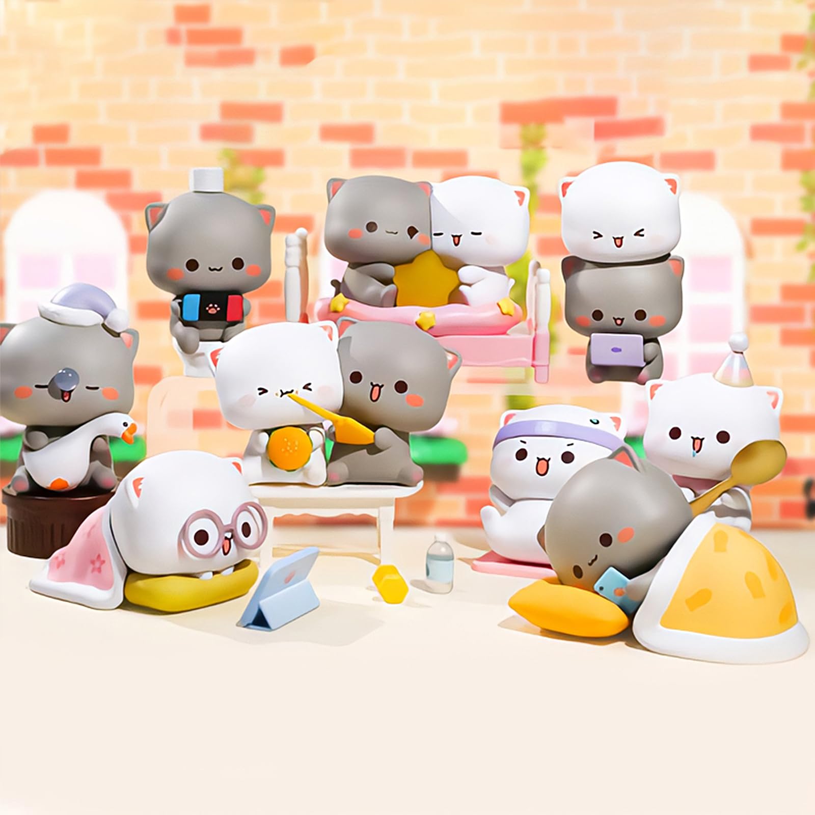 BEEMAI Mitao Cat Love Peach Series regular figures for desk display and cute conversation starters.