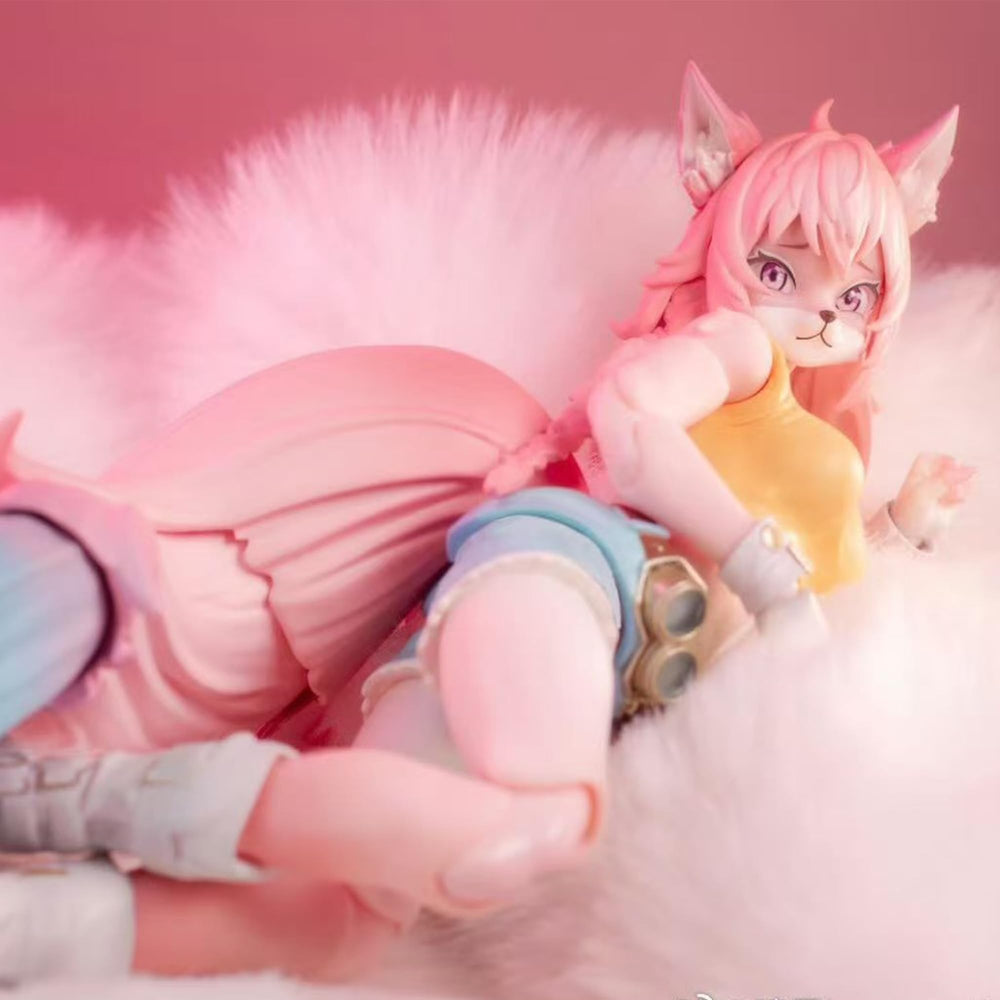 BEERISE LADOTOYS Mender Liya Alopex pink figure ideal for unboxing.