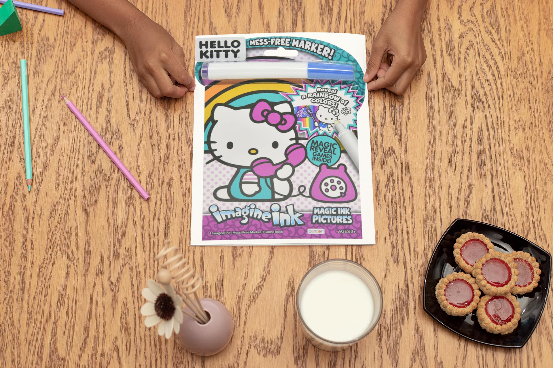 Bendon Hello Kitty Imagine Ink easy-grip marker for comfortable use.