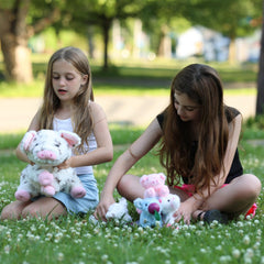 BENINY Ultra-soft plush fabric delivers cloud-like snuggles for naps.