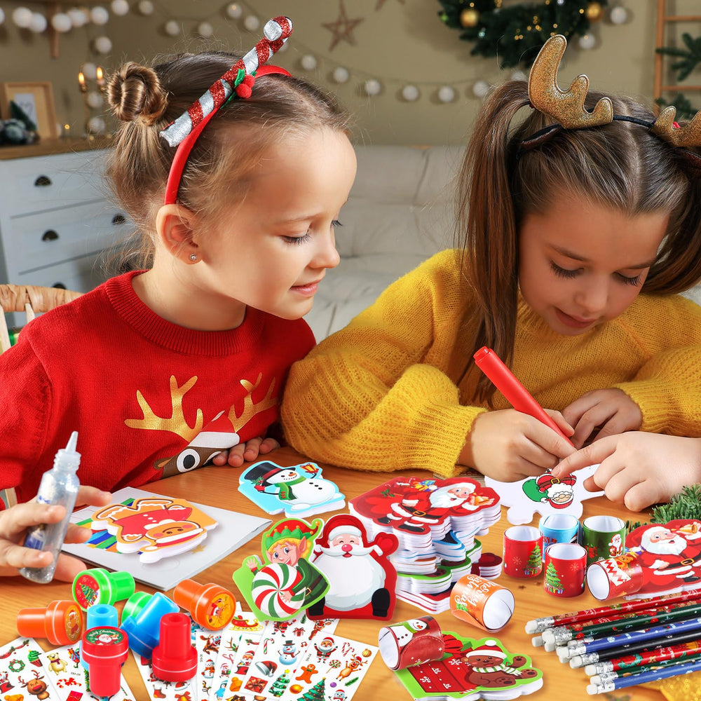 BenLouis stampers inspire creativity in party favors.