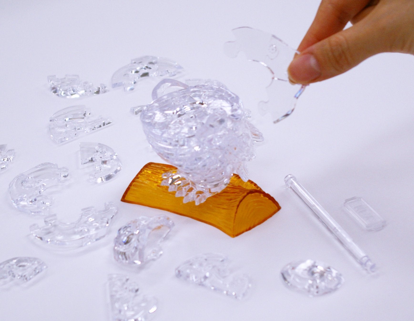 Beverly Crystal 3D Owl pieces spread reveals 42 minis for assembly.