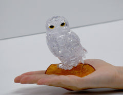 Beverly Crystal 3D puzzle detail catches light for sparkling display.