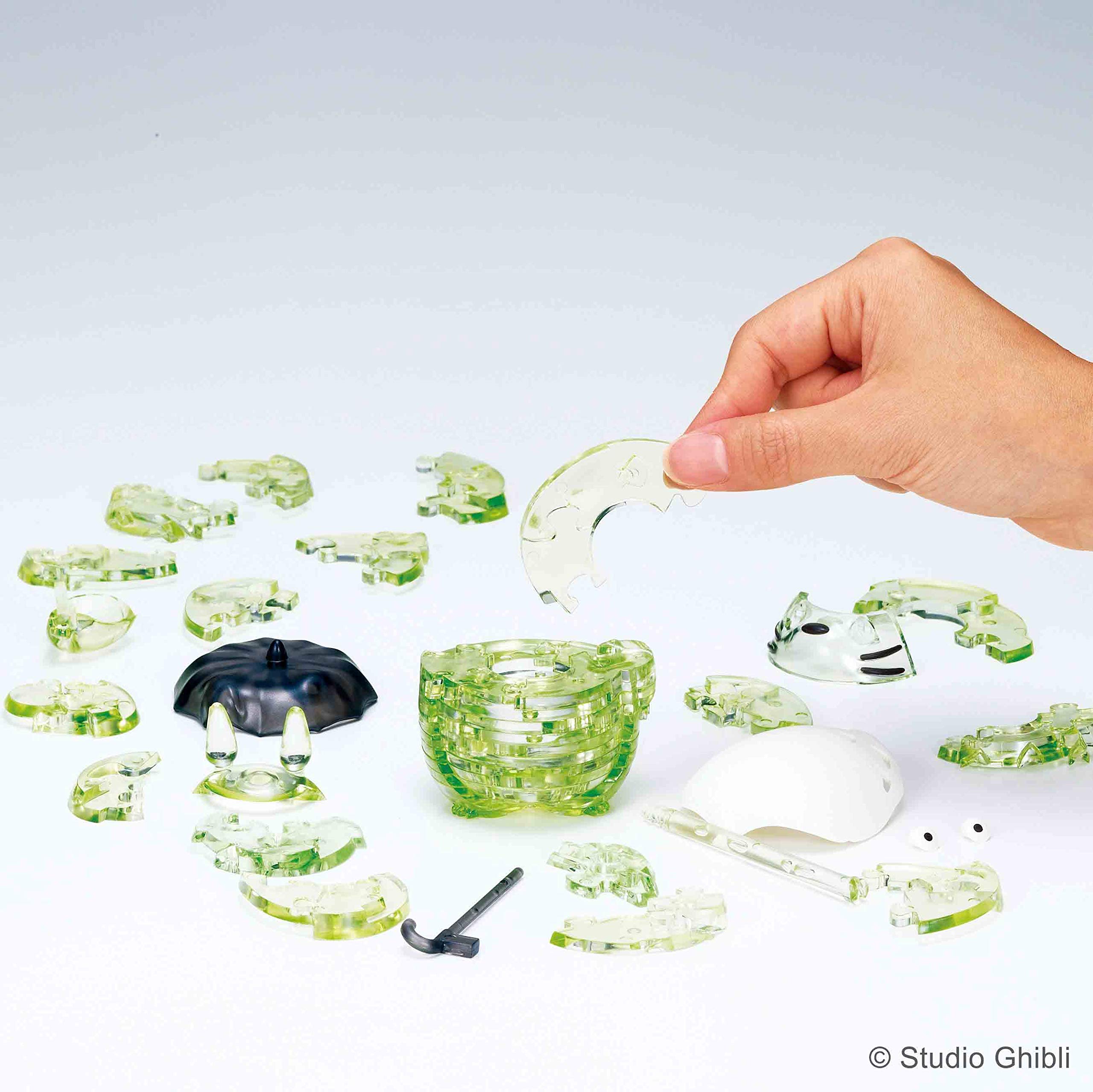 Beverly Crystal Puzzle umbrella pieces complete the Totoro scene.