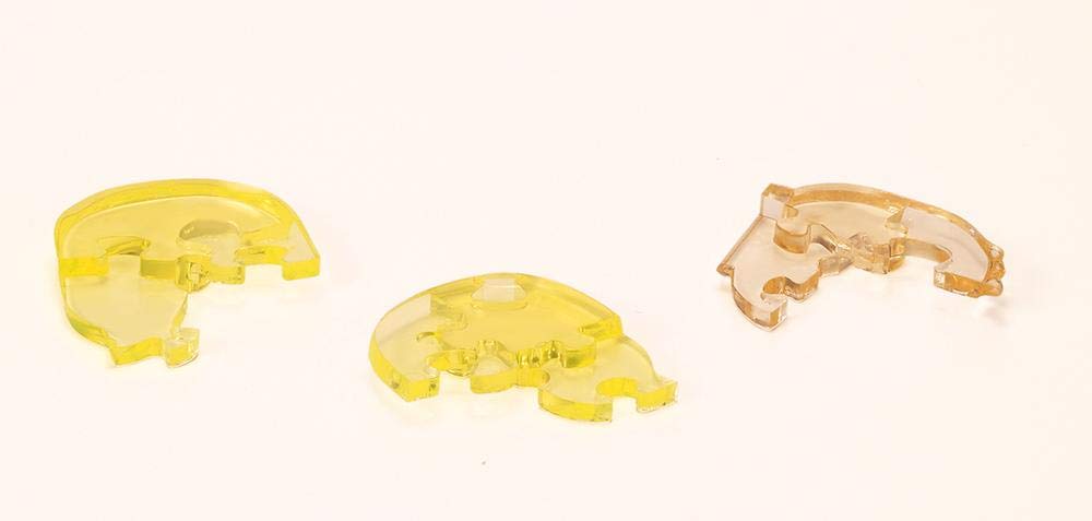 Beverly Pikachu Eevee center poles support a stable crystal figure after assembly.