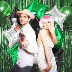 Biapian baby shower star balloons brighten the event space with charm.