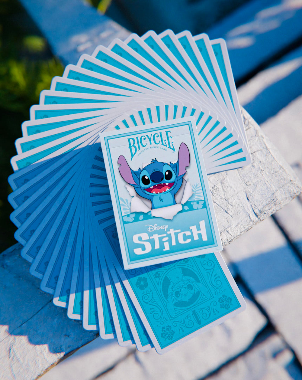 Bicycle air cushion finish enables smooth shuffling and easy dealing.