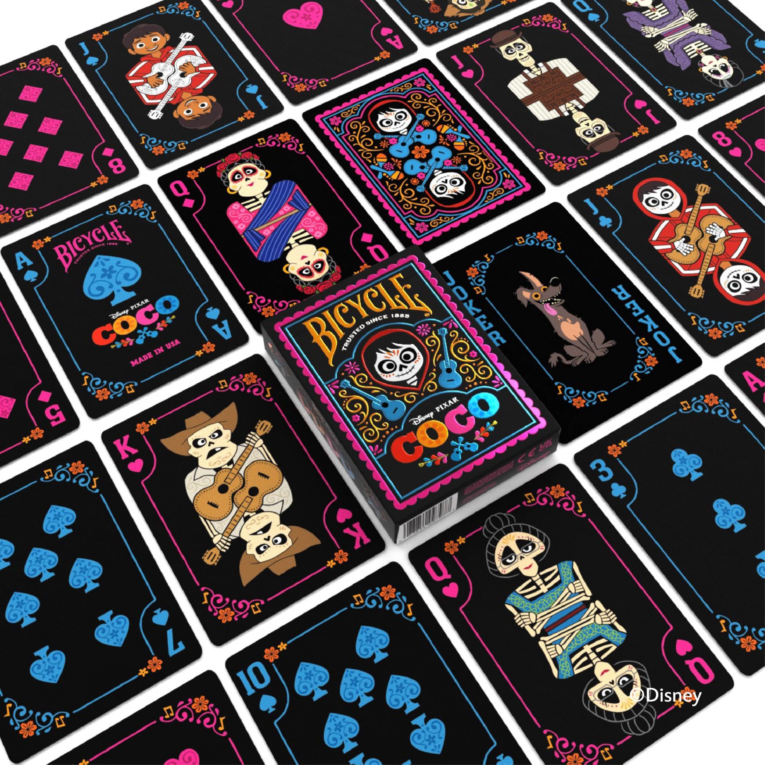 Bicycle Disney Coco air cushion finish delivers smooth handling and quick shuffles.