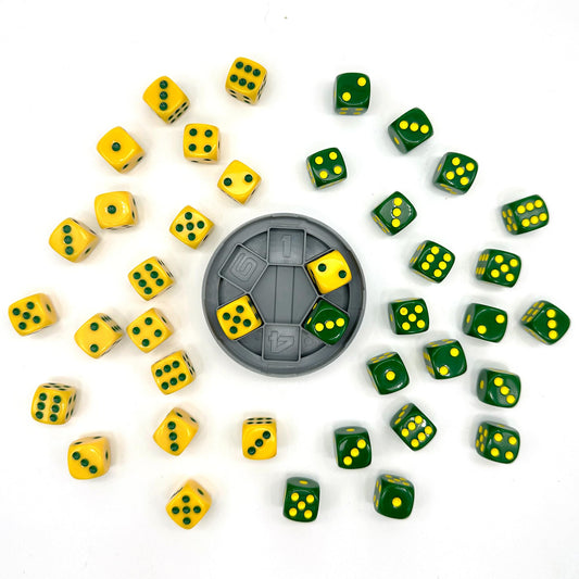 Big Discoveries Trash Dice - 40 vibrant dice for quick, colorful rounds.