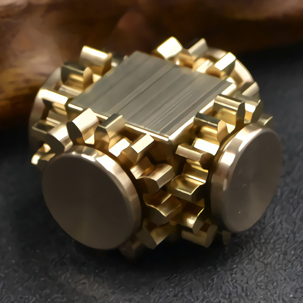 Bitopbi pure brass cube compact design supports discreet use in meetings or queues.