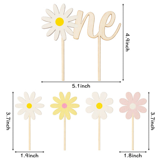 BkeeCten Daisy Topper Small 01 adds colorful floral accents to cupcakes