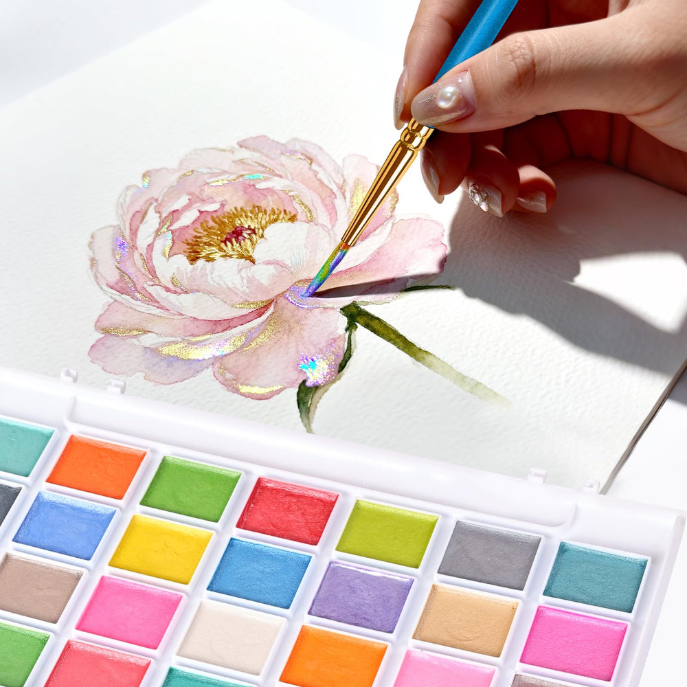Blablaovy vibrant metallic paints create shimmering effects in artwork.