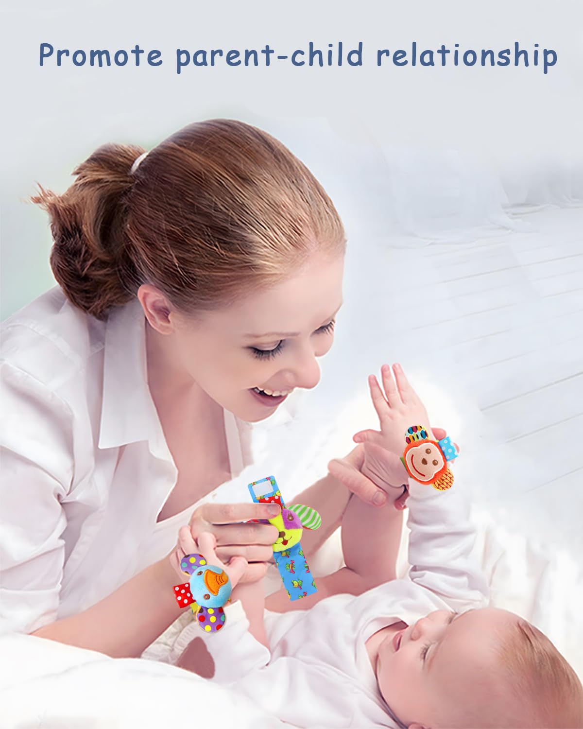 BLOOBLOOMAX wrist rattle penguin friendly form helps baby recognize shapes.