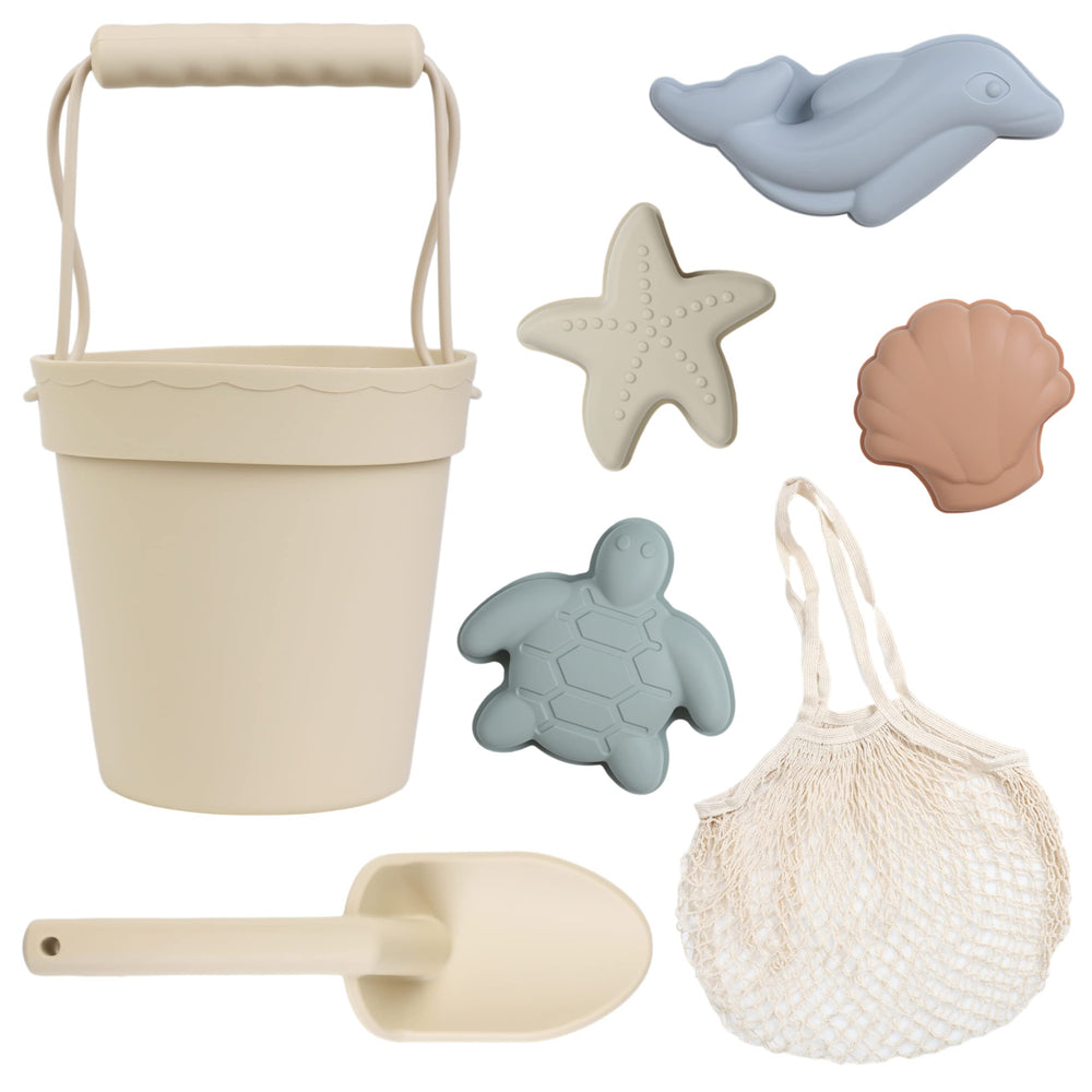 BLUE GINKGO silicone beach bucket with soft grip for easy sandcastle shaping