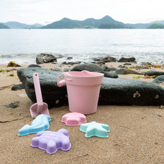 BLUE GINKGO pink-accented beach toy set bright and stylish