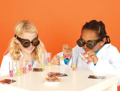 Blue Orange Dr. Eureka puzzle cards highlight color matching challenges.